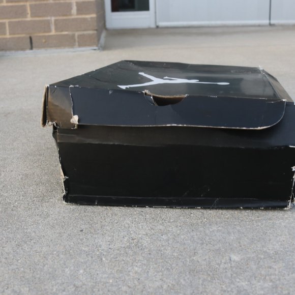 Jordan "Son of Mars" Bred size 6Y - Picture 10 of 11